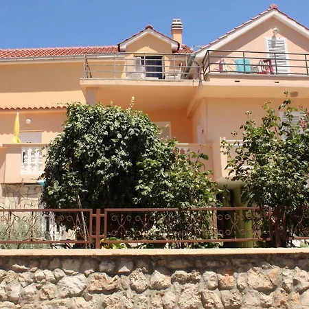 Apartman Tisno