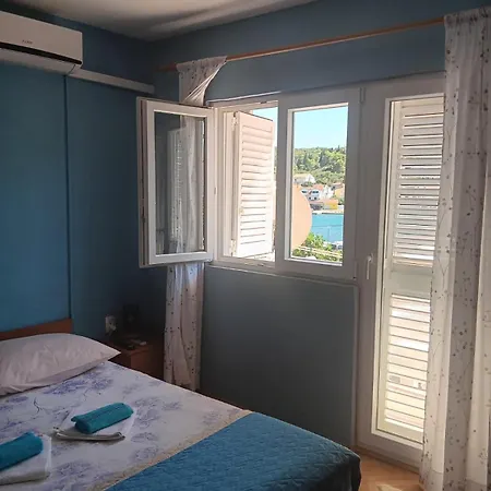 Apartman Tisno * Tisno