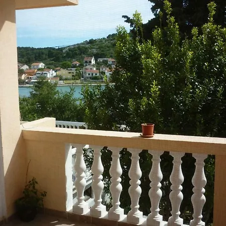 Apartman Tisno