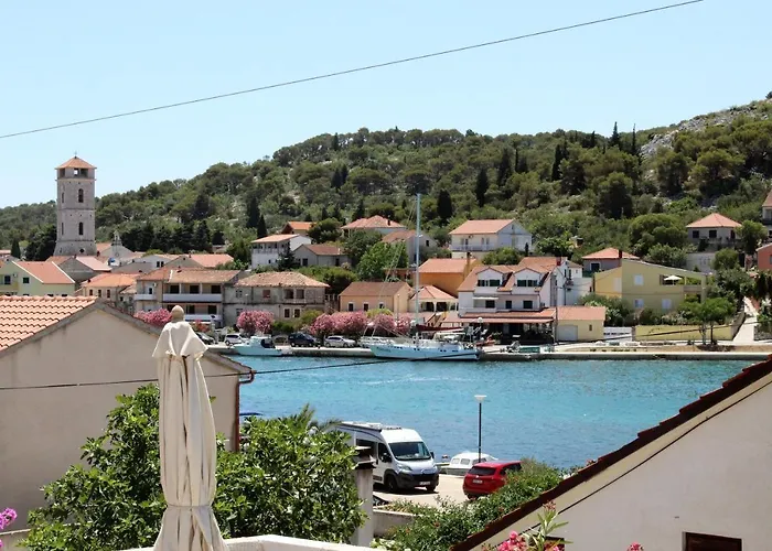 Apartman Tisno * Tisno